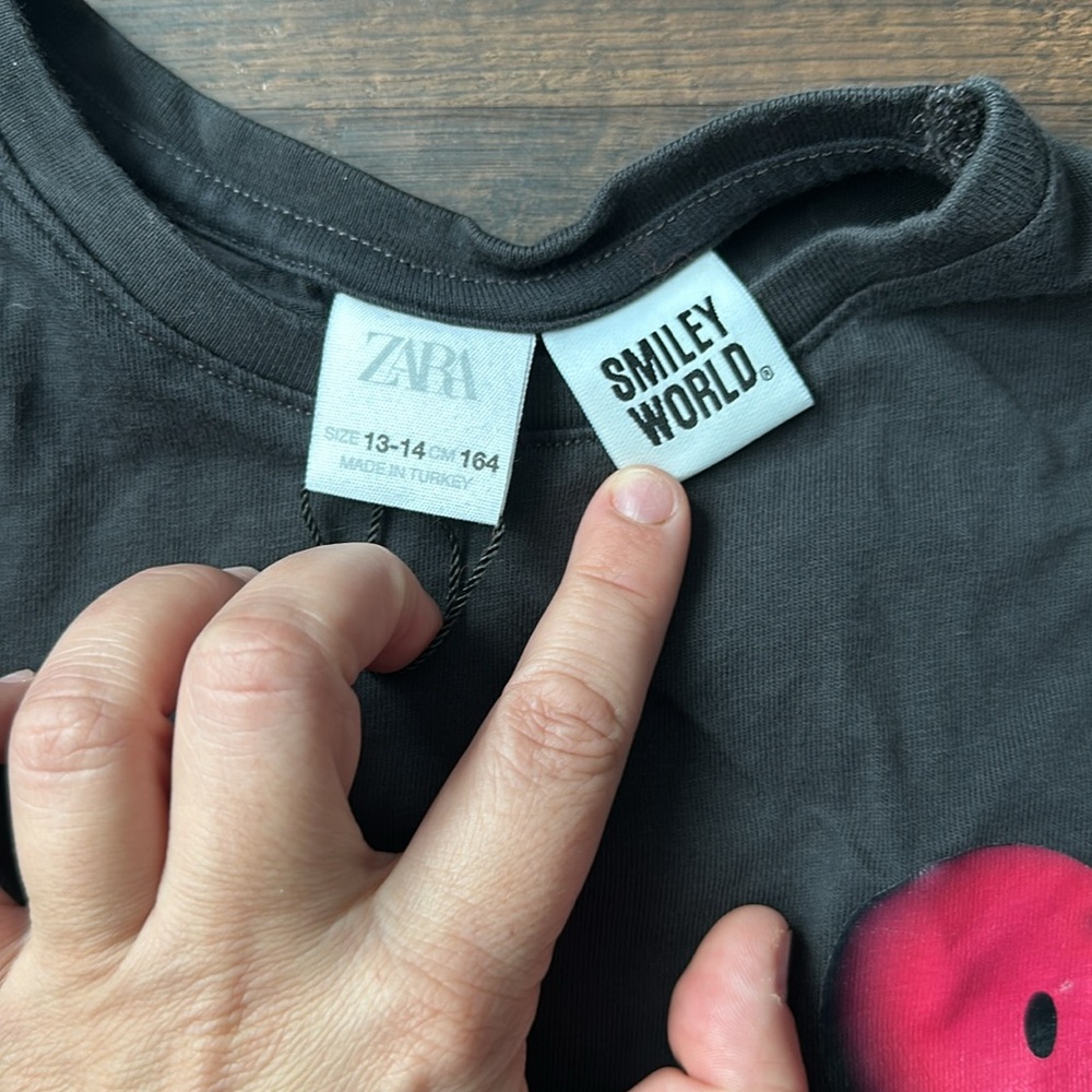 Zara Boys T Shirt Smiley World#A37 - Picture 2 of 3